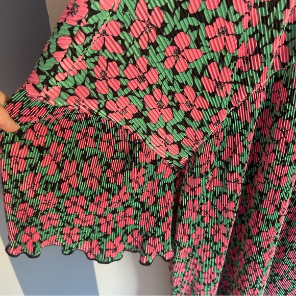 ASOS maternity mini pluses crew neck dress pink green floral - Picture 5 of 10